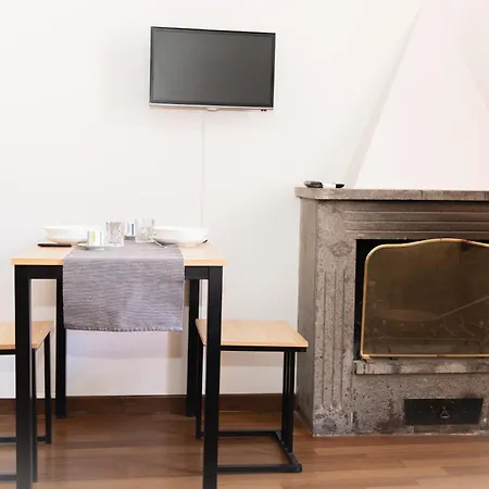 Domus Incantevole Vicino Colosseo Foro Διαμέρισμα