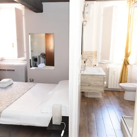 Διαμέρισμα Domus Incantevole Vicino Colosseo Foro *