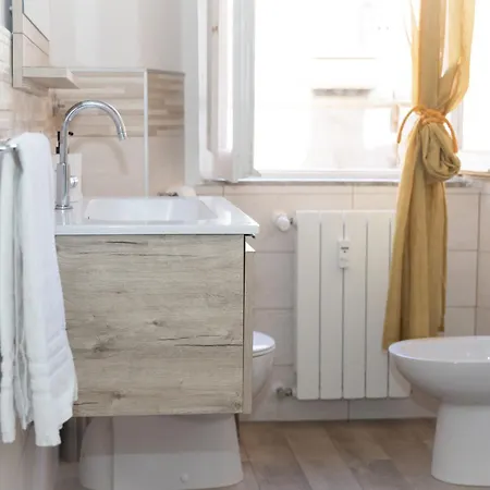 Domus Incantevole Vicino Colosseo Foro