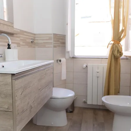 Domus Incantevole Vicino Colosseo Foro Ρώμη