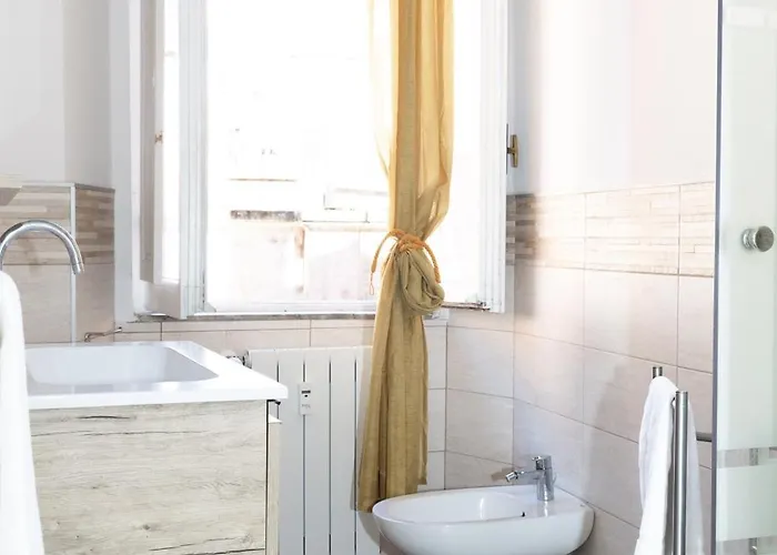 Lägenhet Domus Incantevole Vicino Colosseo Foro